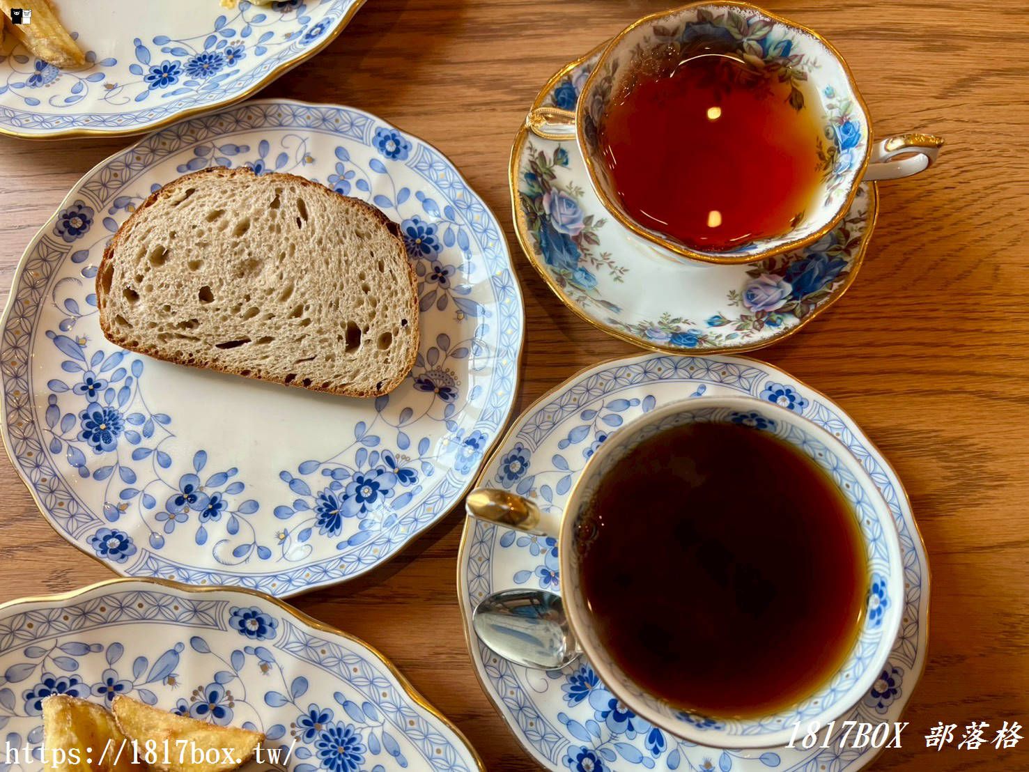 【阿蘇美食】Cafe de Downton 夢幻早餐盤！隱身綠意小屋的歐風晨光，開啟九州阿蘇療癒之旅