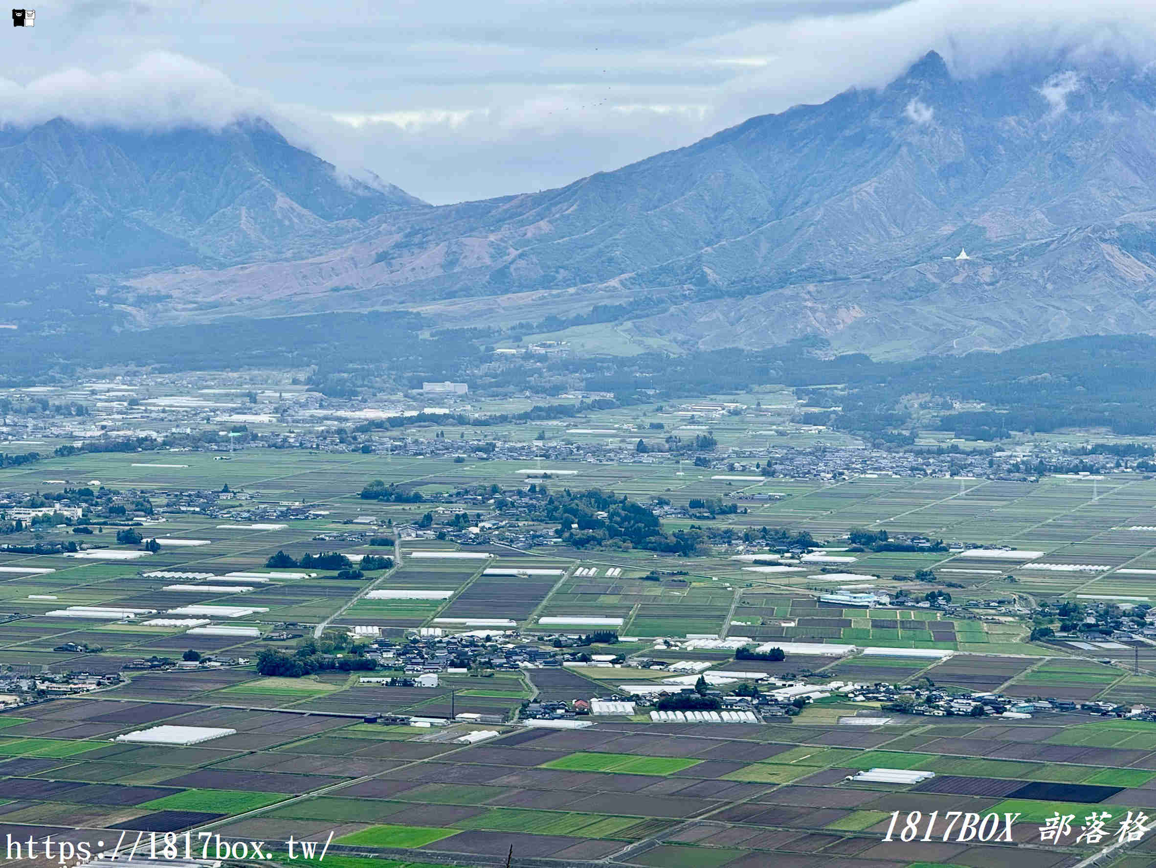 【2026九州景點】阿蘇大觀峰展望所全攻略!站在360度斷崖俯瞰火山織出的綠色地毯(自駕交通/天氣/必吃美食) 【2026九州景點】阿蘇大觀峰展望所全攻略!站在360度斷崖俯瞰火山織出的綠色地毯(自駕交通/天氣/必吃美食)