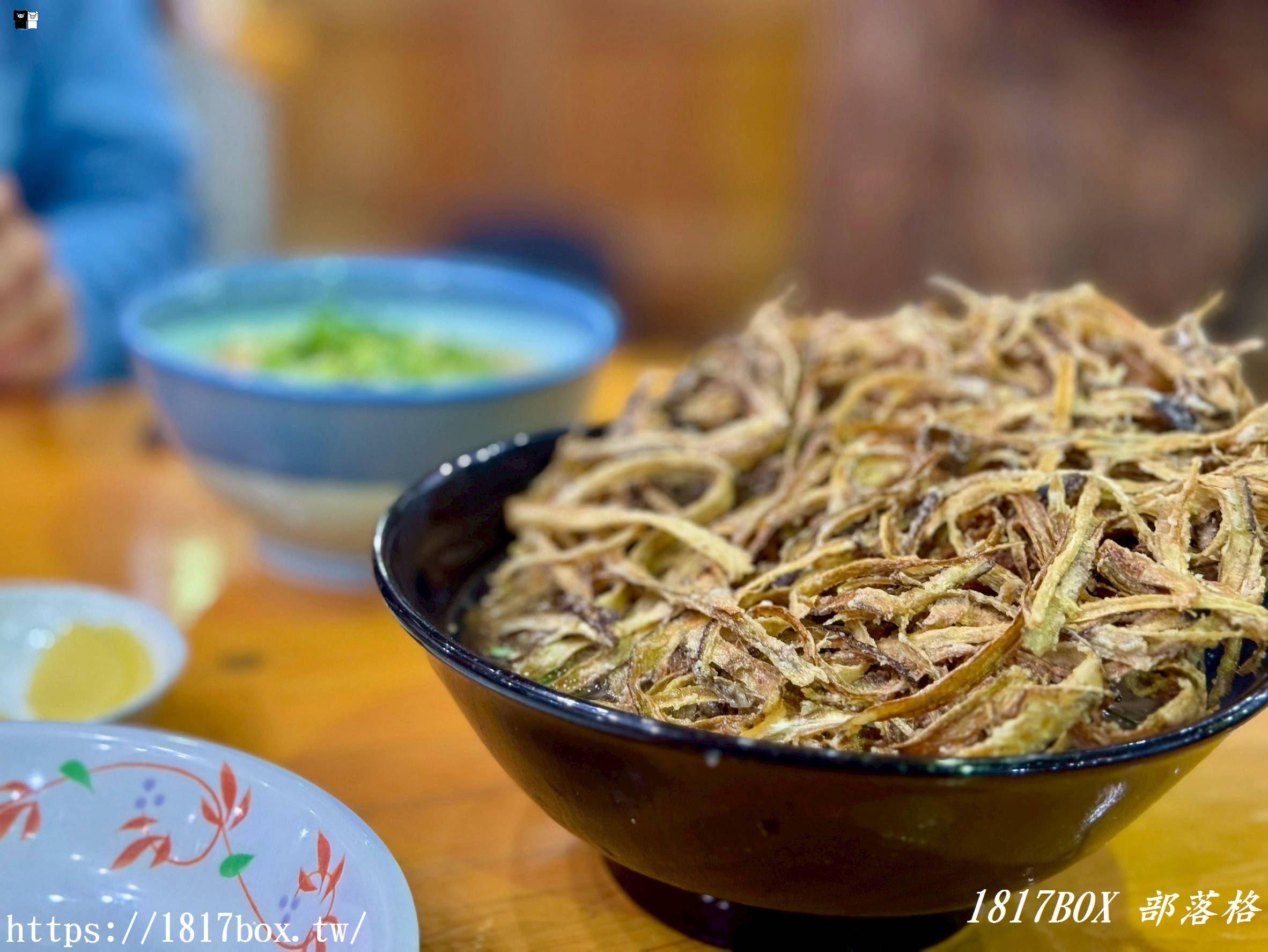 【熊本美食】山椒茶屋大津店|阿蘇自駕必吃!比臉還大「牛蒡天婦羅烏龍麵」、暖胃關東煮,還附免費青菜沙拉吃到飽 【熊本美食】山椒茶屋大津店|阿蘇自駕必吃!比臉還大「牛蒡天婦羅烏龍麵」、暖胃關東煮,還附免費青菜沙拉吃到飽