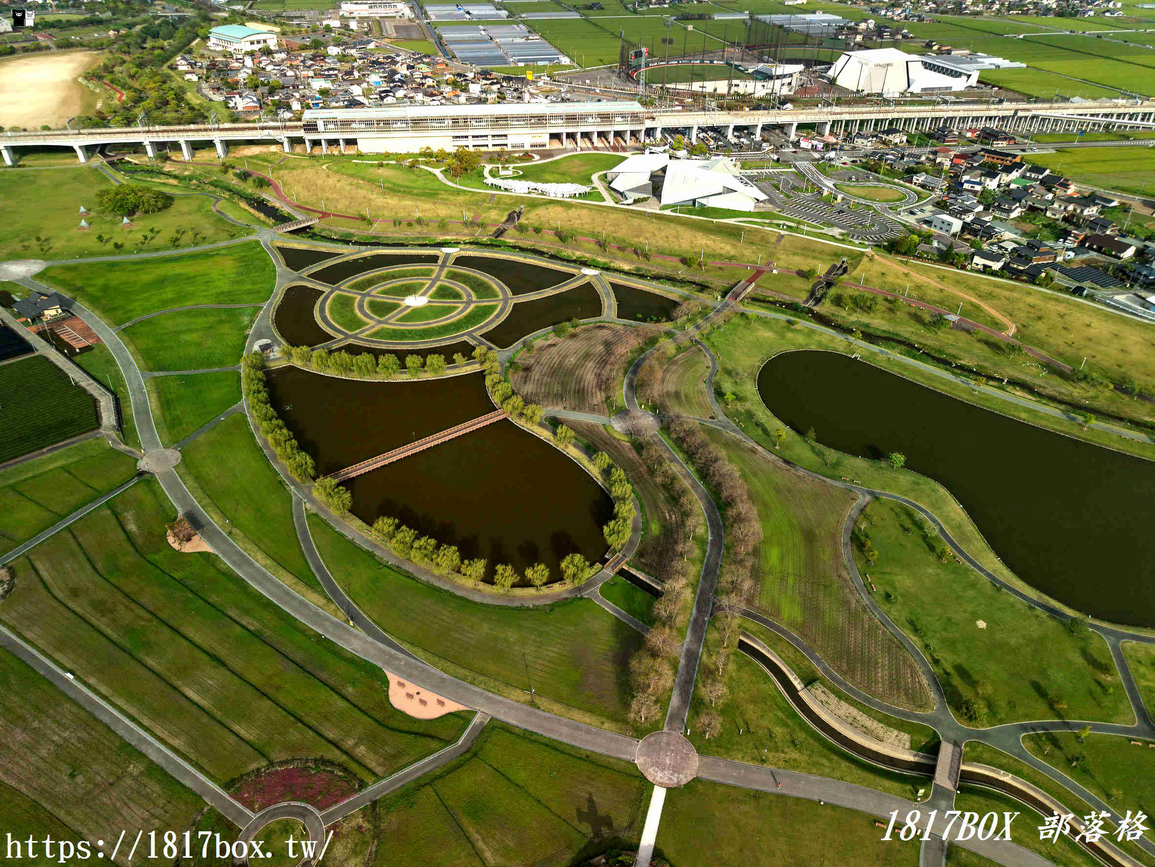 探索九州神秘巨石文化！福岡「筑紫石人」與繽紛「Flower Zone 公園」一日散策