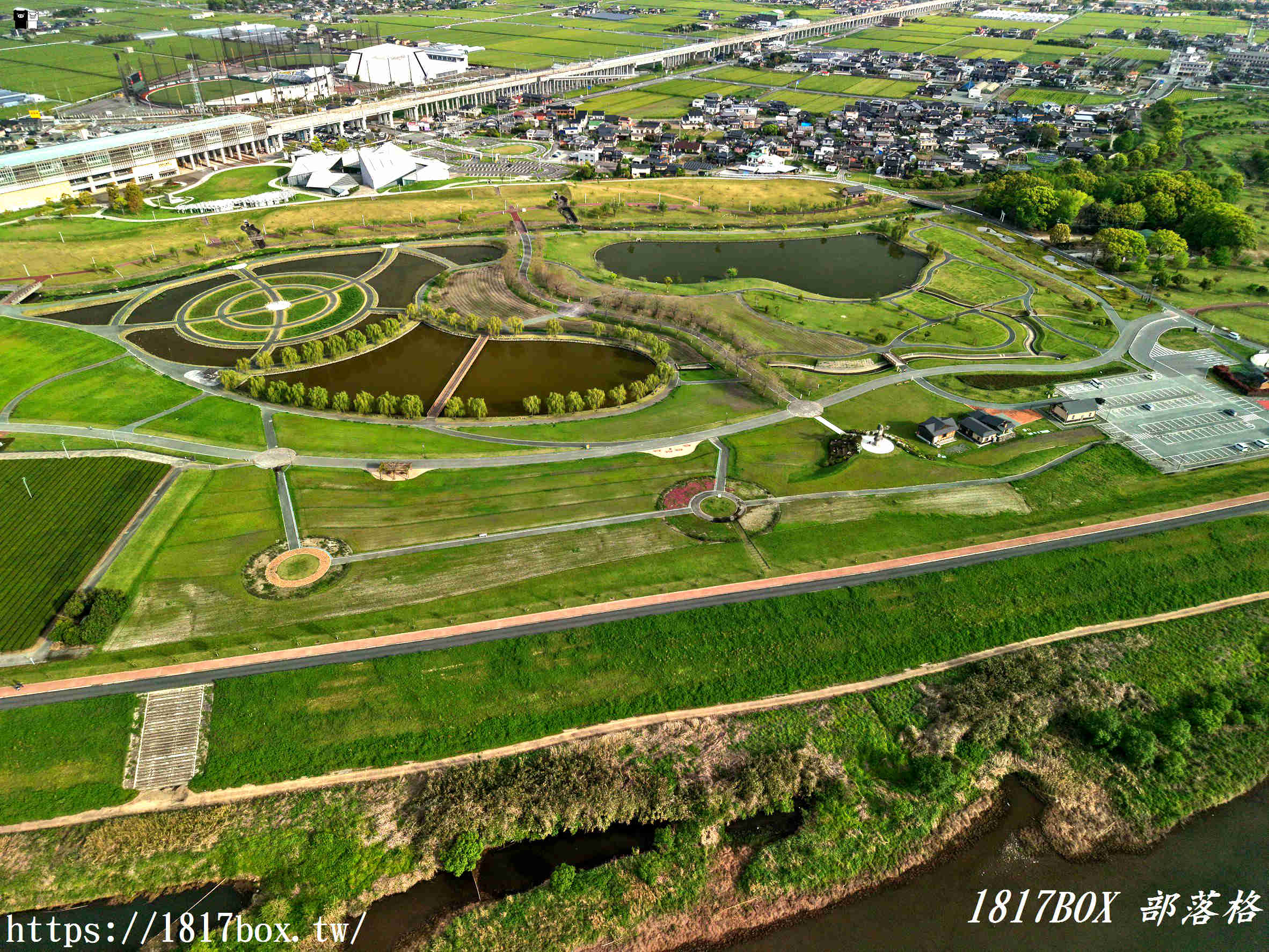 探索九州神秘巨石文化！福岡「筑紫石人」與繽紛「Flower Zone 公園」一日散策