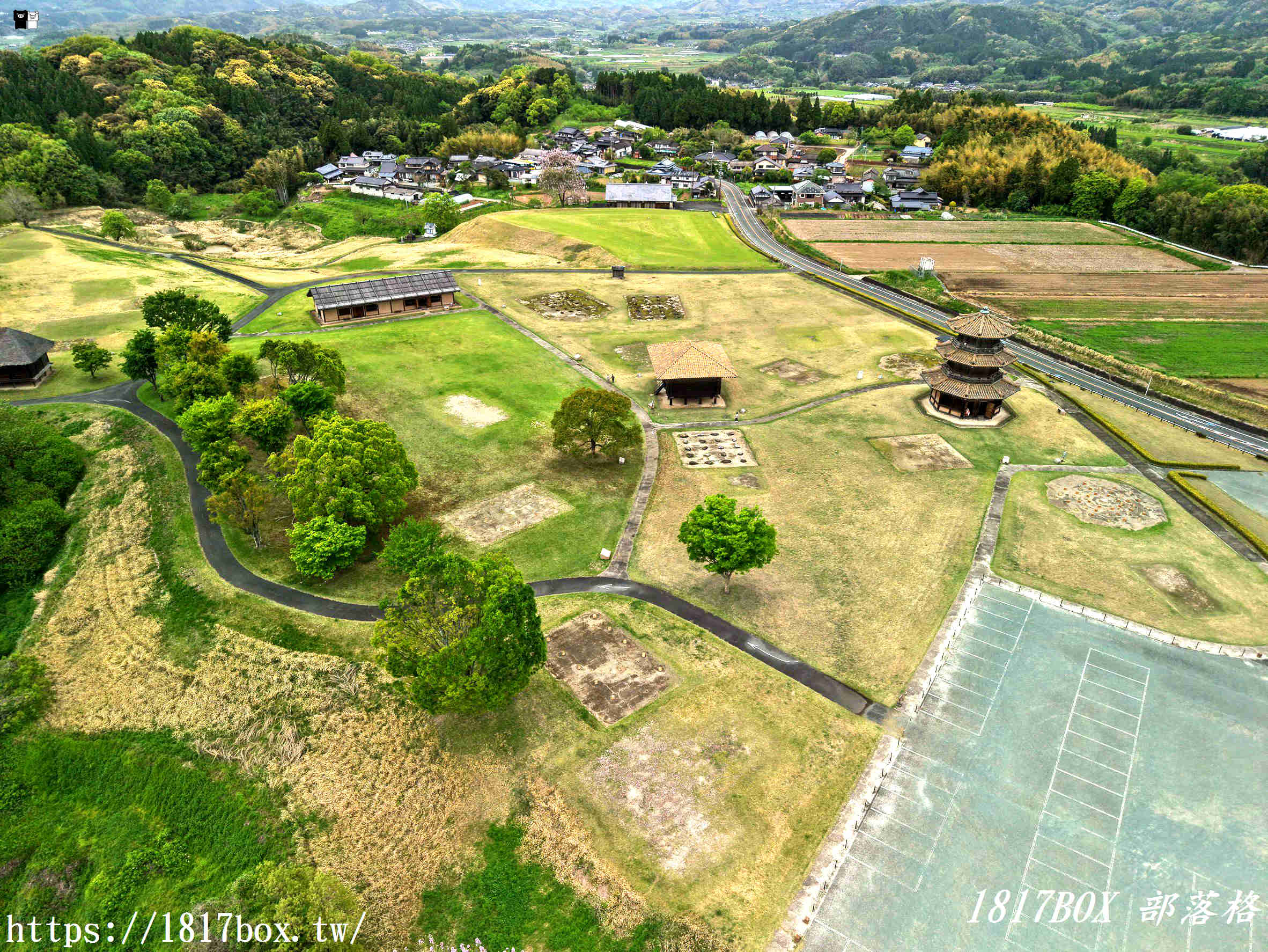 【熊本私房景點】穿越千年秒到飛鳥時代！「鞠智城跡」超巨型八角鼓樓、賞櫻野餐大草皮，在地人帶路歷史大冒險！