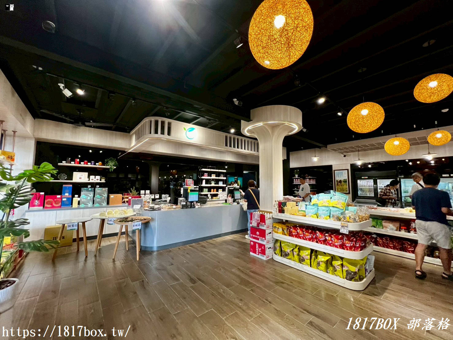 【新埔景點推薦】穀倉變身文青市集！新埔鎮農會「新農民市場」小農直送蔬果