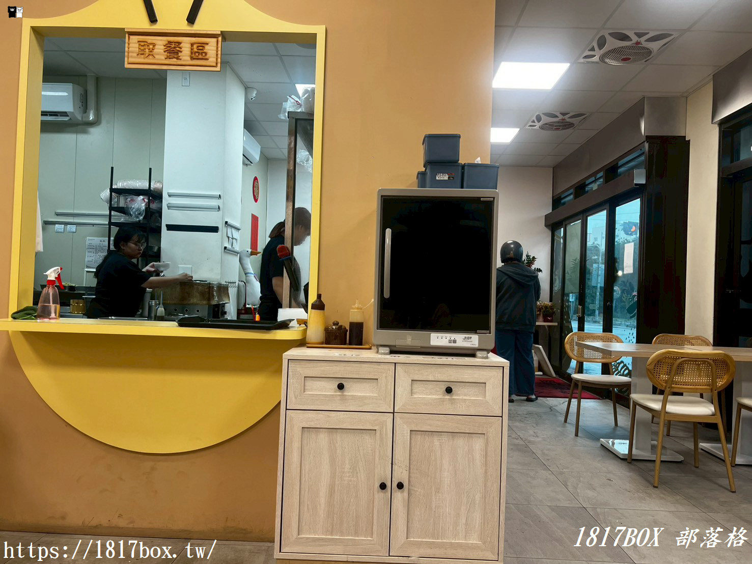 鹿港美食｜偶鵝嚐嚐鹿港店：真實評價開箱！無骨蔗香鵝肉便當、古早味瓜仔鵝燥飯大滿足