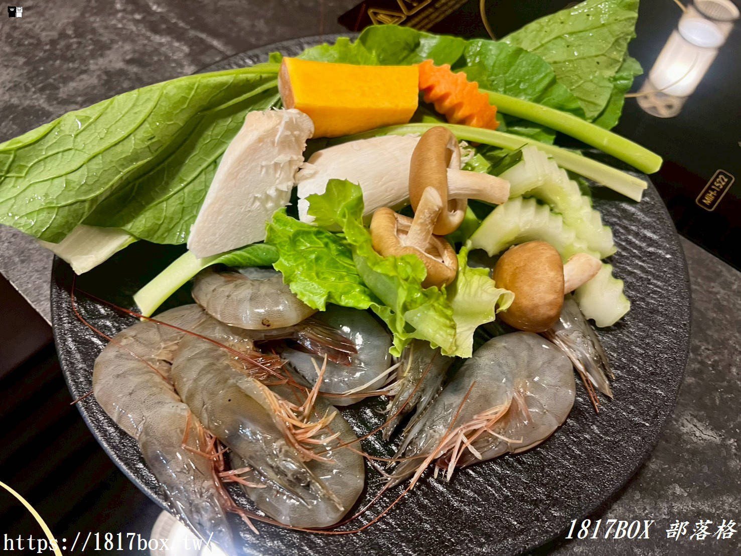 彰化火鍋新焦點!「三千苑鍋物」開箱真實評價:必點爆棚花雕雞與超嫩小羔羊,神級服務卻有一點美中不足? 彰化火鍋新焦點!「三千苑鍋物」開箱真實評價:必點爆棚花雕雞與超嫩小羔羊,神級服務卻有一點美中不足?