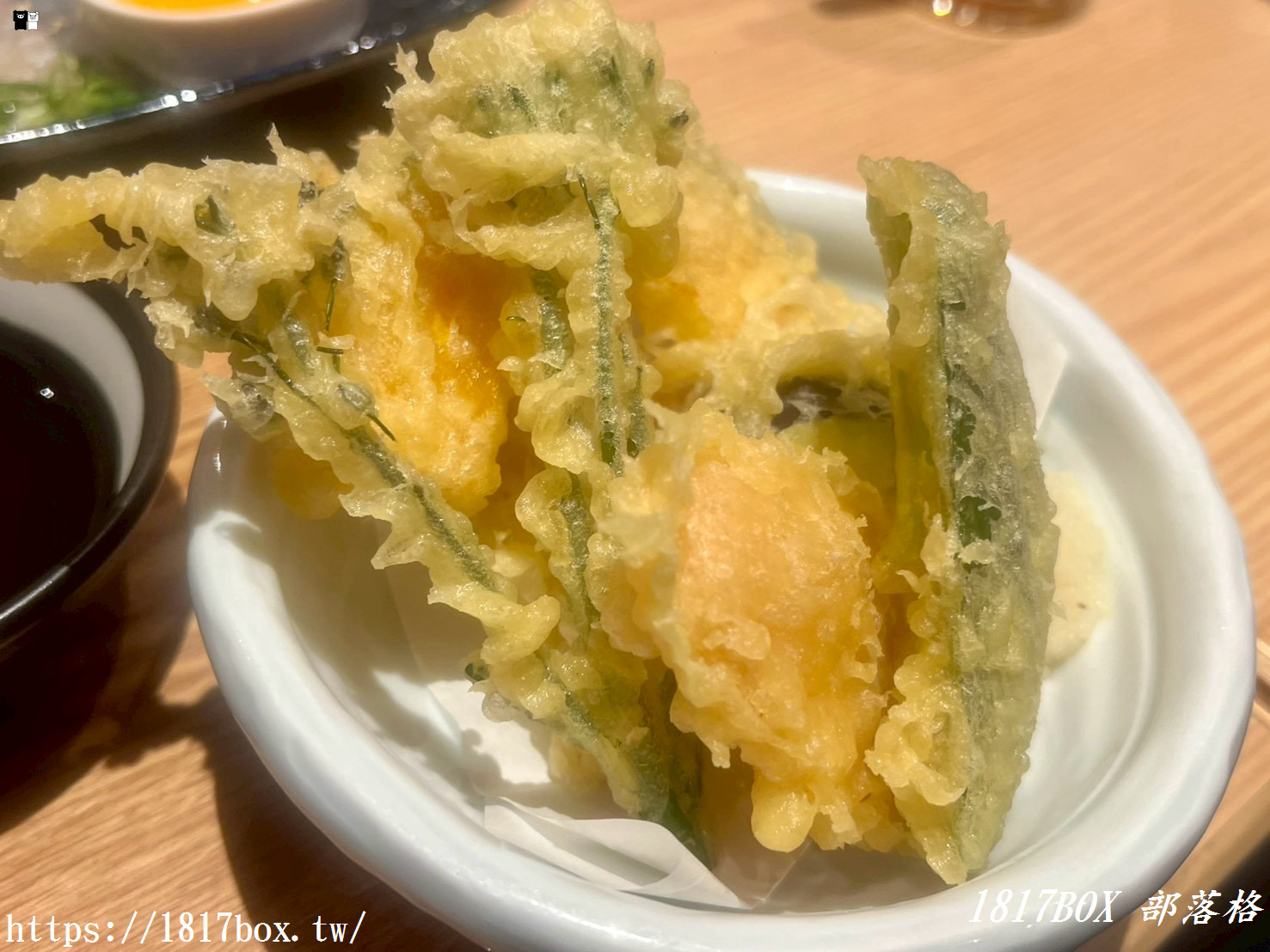 熊本車站必吃！【海鮮家 福伸】極致產地直送美味，爆漿鯛魚雞蛋飯與酥脆時令天婦羅的雙重衝擊！
