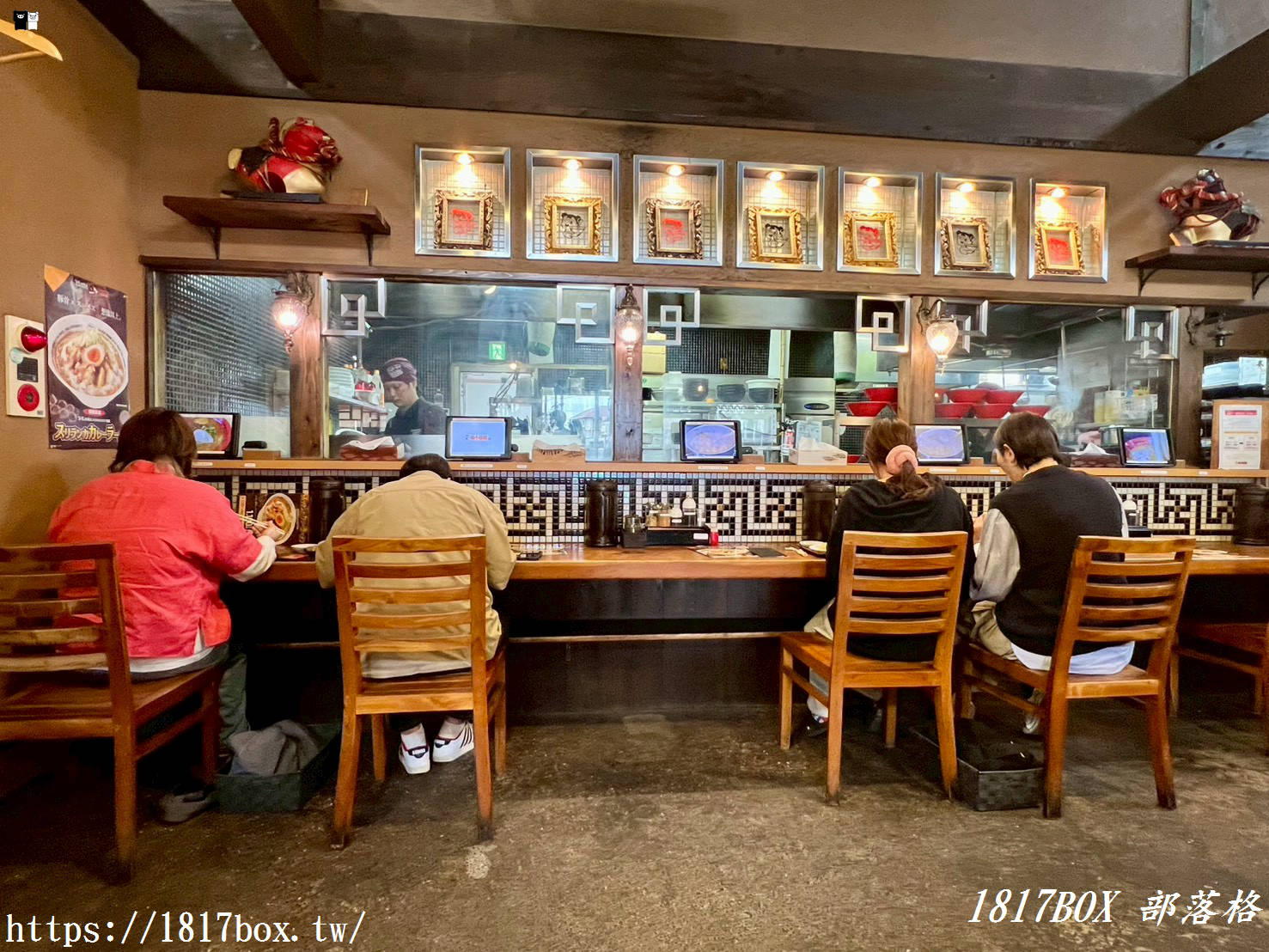 【熊本美食】朝聖蒜香豚骨始祖！「味千拉麵本店」極限定復刻昭和味拉麵，濃郁湯頭每口都是老靈魂