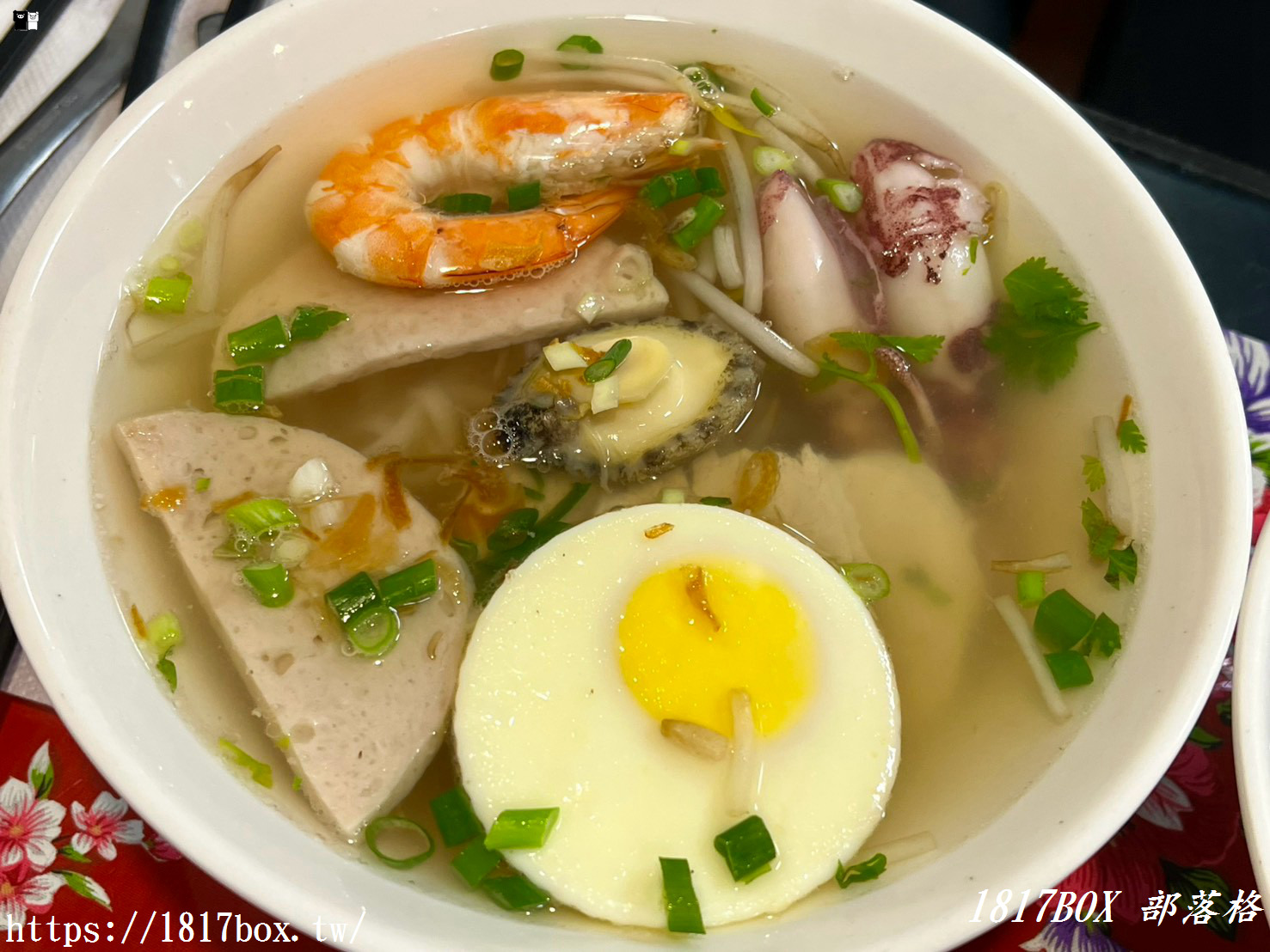 【彰化和美美食】越嶼風味越南手工河粉！純米現做Q彈河粉、爆餡傳統麵包，必喝酸甜羅望子冰飲超消暑