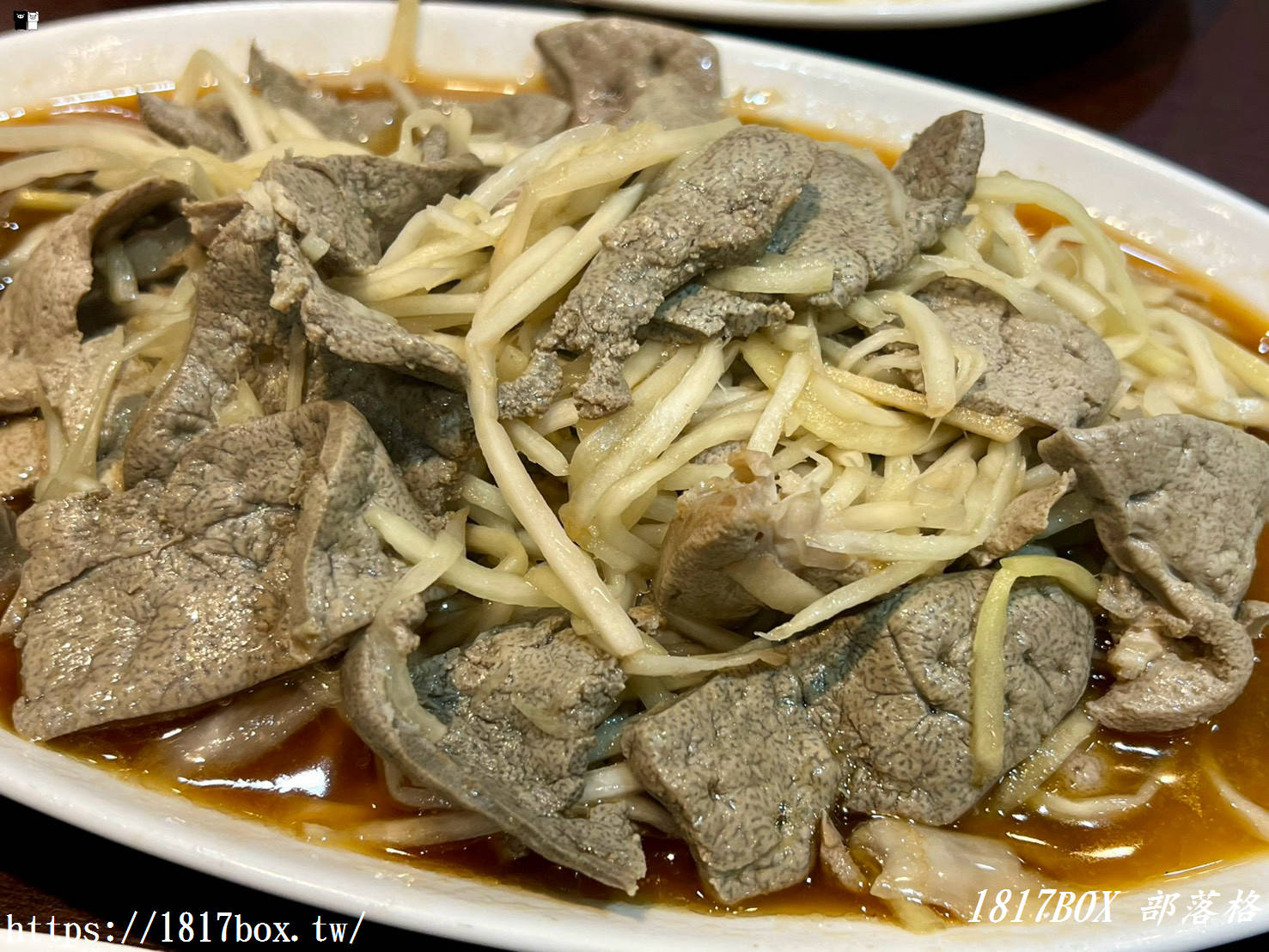 【台中美食】阿誌蔬菜羊肉爐！清爽系「蘆筍羊肉鍋」鮮甜回甘，招牌刷生肉片、神級醬燒烏賊標老饕狂推！