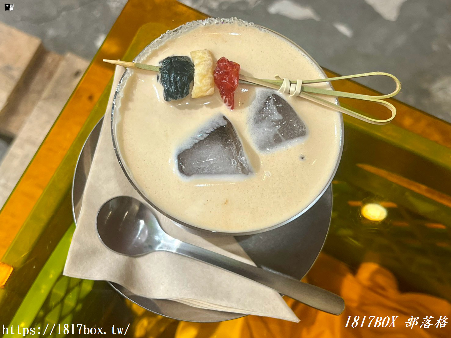 【彰化咖啡廳推薦】Funky Ray Coffee 獨創台味黑咖啡特調!十熏茉莉冷萃、員林蜜餞入茶,顛覆味蕾的微醺老宅午後 【彰化咖啡廳推薦】Funky Ray Coffee 獨創台味黑咖啡特調!十熏茉莉冷萃、員林蜜餞入茶,顛覆味蕾的微醺老宅午後