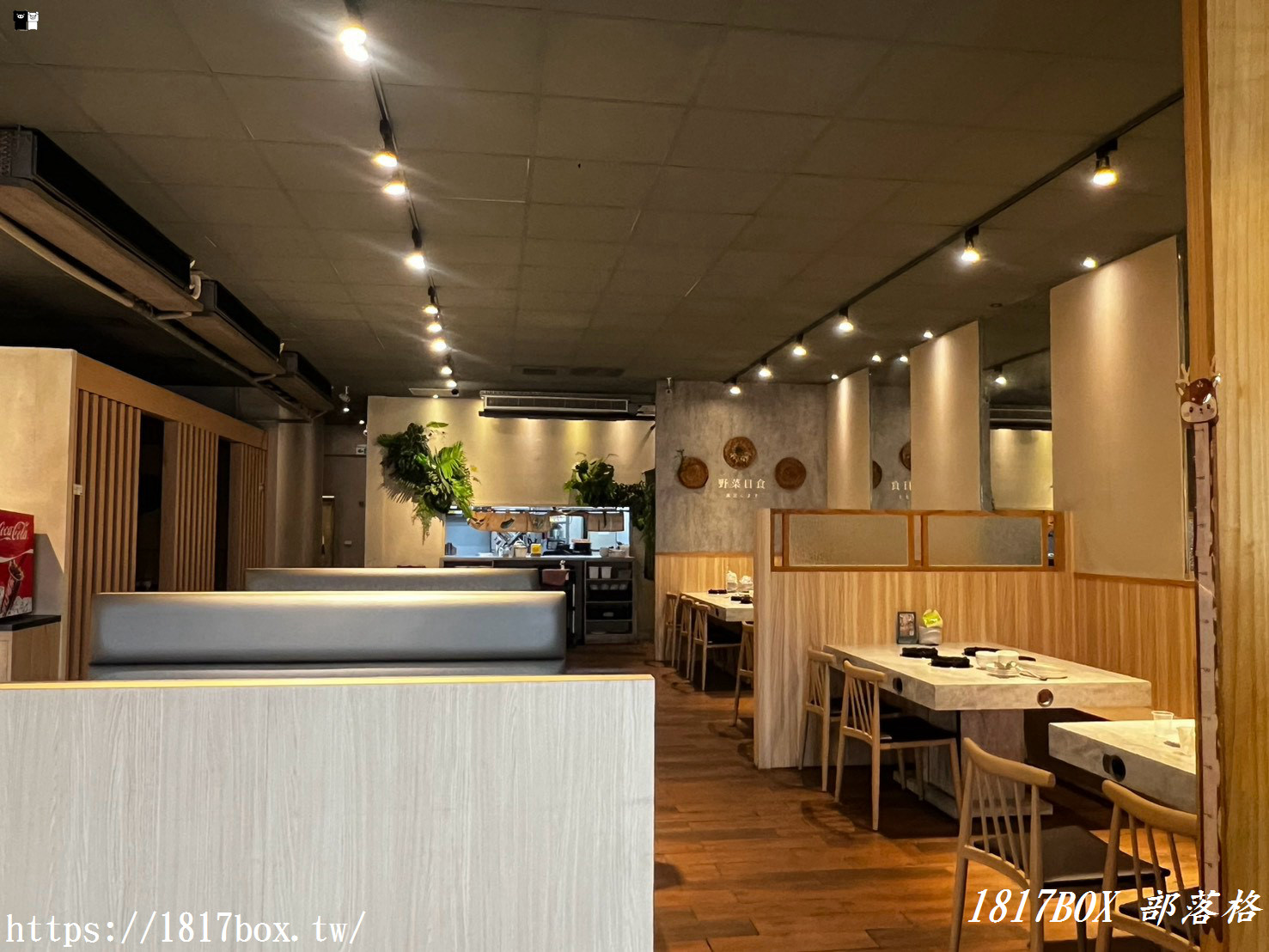 彰化火鍋控衝了！【八石什鍋和美店】超狂蔬菜自助吧吃到飽，必點爆量「黃金蒜頭蛤蜊雞鍋」湯頭濃郁太犯規！