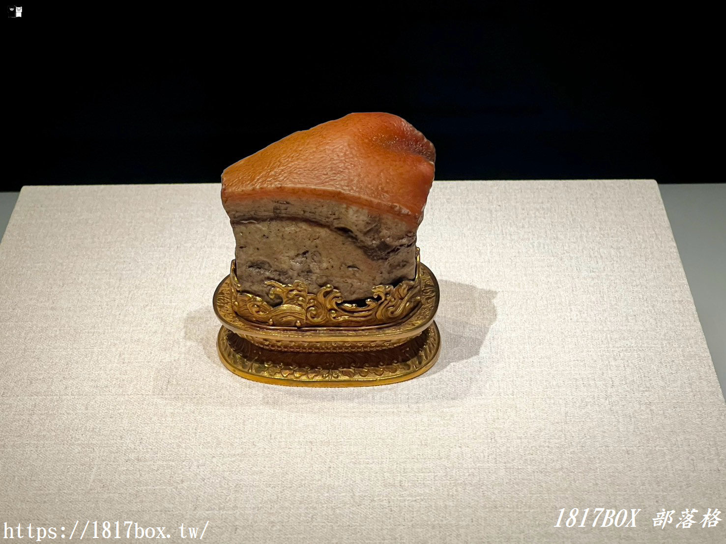 【嘉義景點】國立故宮博物院南部院區一日遊！必看鎮館之寶《龍藏經》，科技感建築與絕美湖景超好拍！