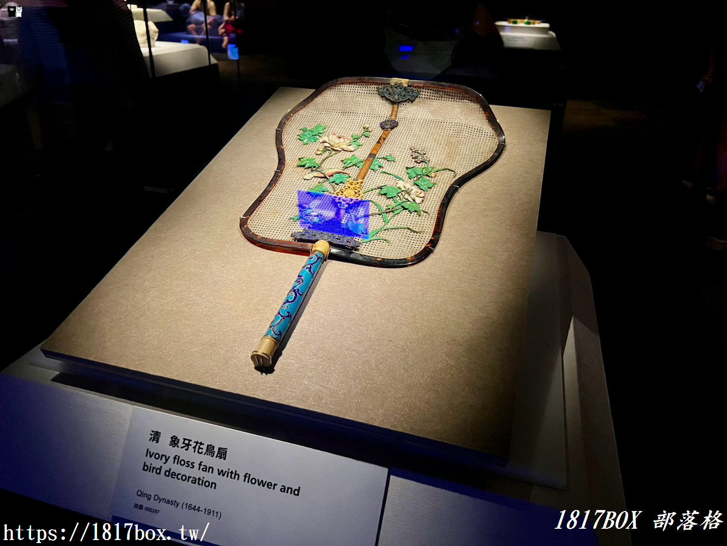 【嘉義景點】國立故宮博物院南部院區一日遊！必看鎮館之寶《龍藏經》，科技感建築與絕美湖景超好拍！