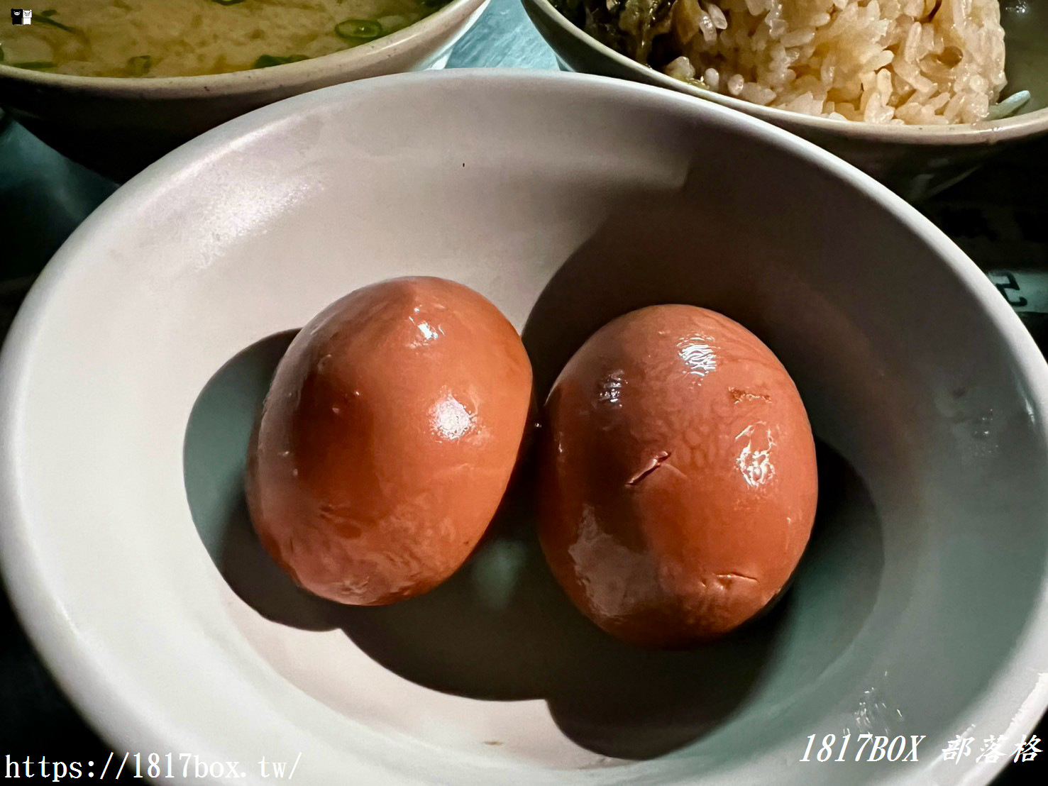 網路查不到的隱藏時間！半夜限定「阿佑腳庫飯」肥嫩腳庫與爆汁魯鴨蛋，內行人才懂的清晨3點半排隊傳奇
