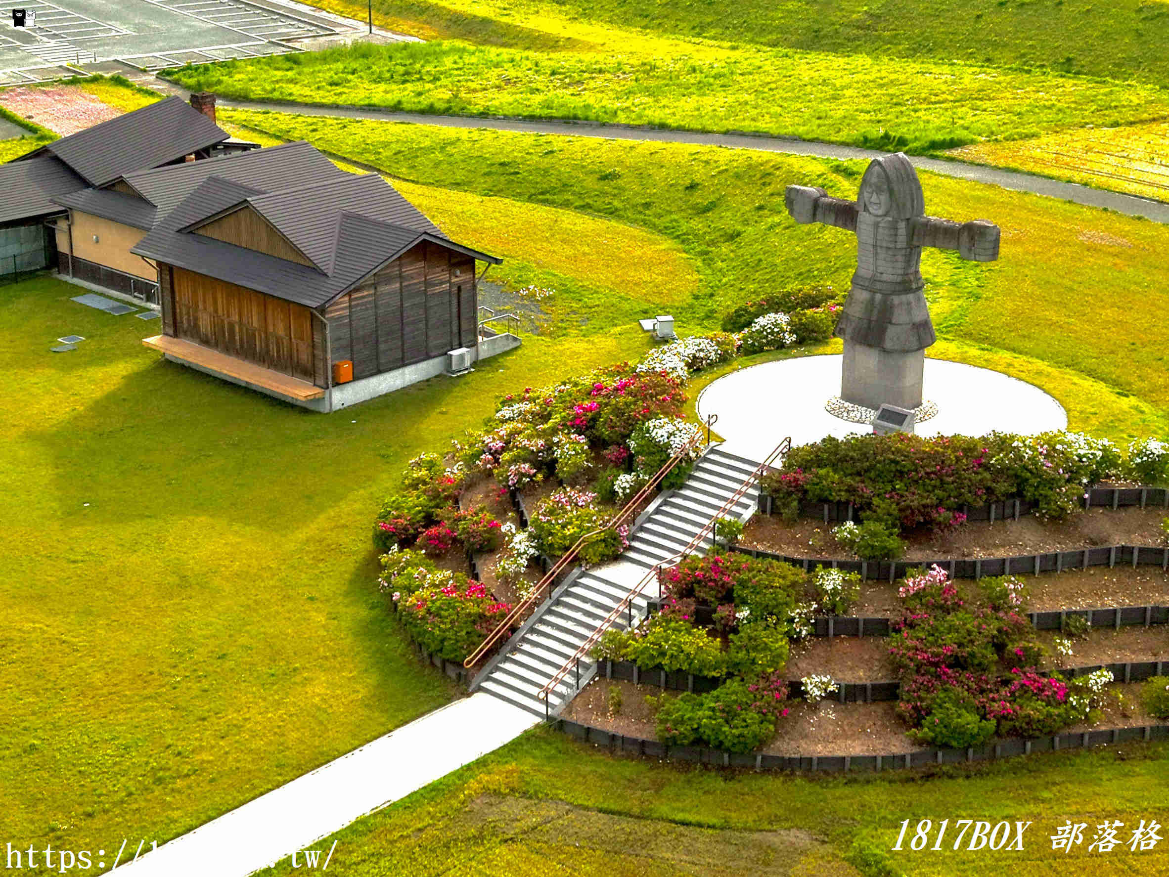 探索九州神秘巨石文化！福岡「筑紫石人」與繽紛「Flower Zone 公園」一日散策