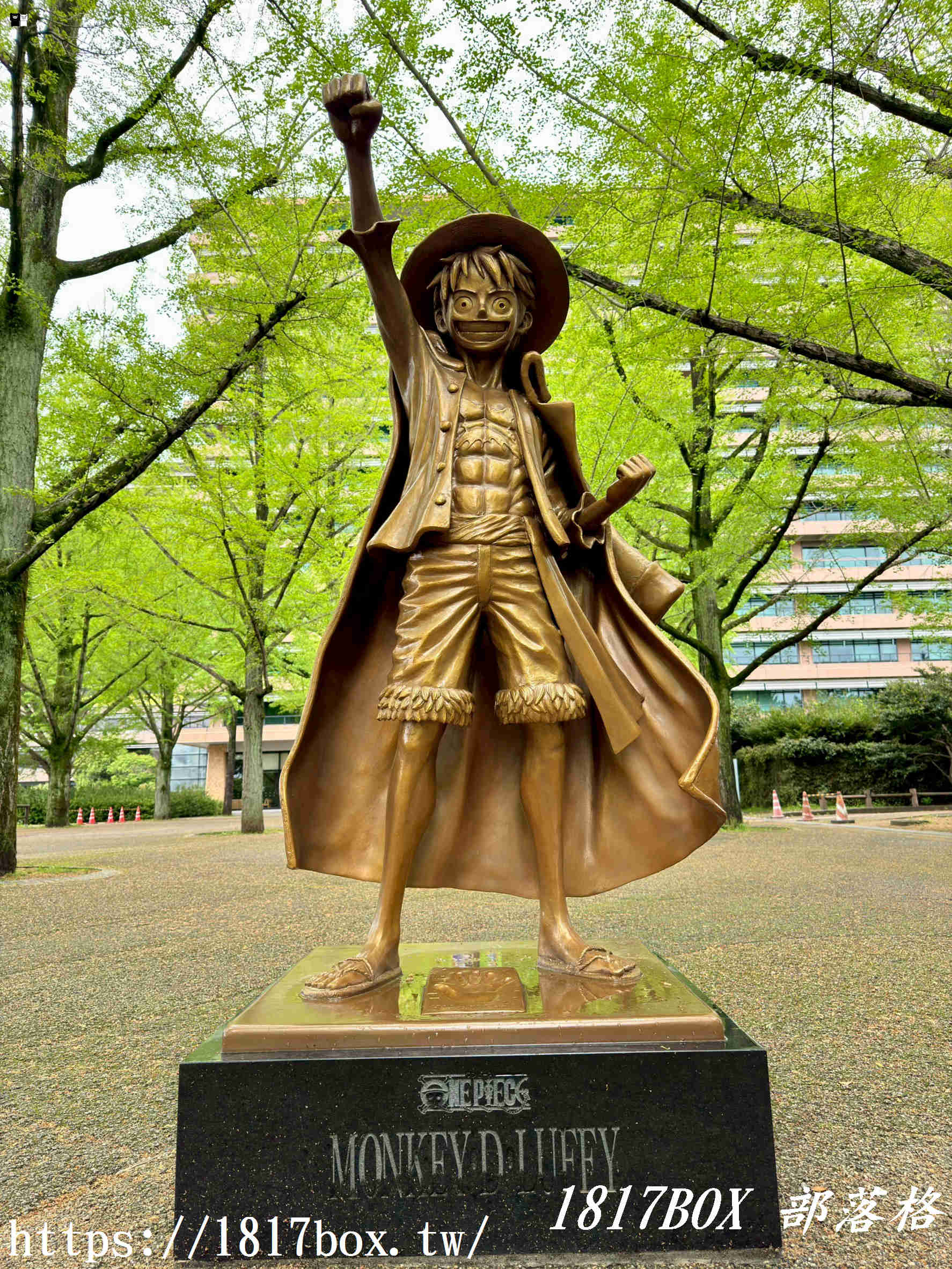 航海王迷必朝聖！熊本「魯夫雕像」全攻略：位置交通、熱門拍照角度與集點限定驚喜