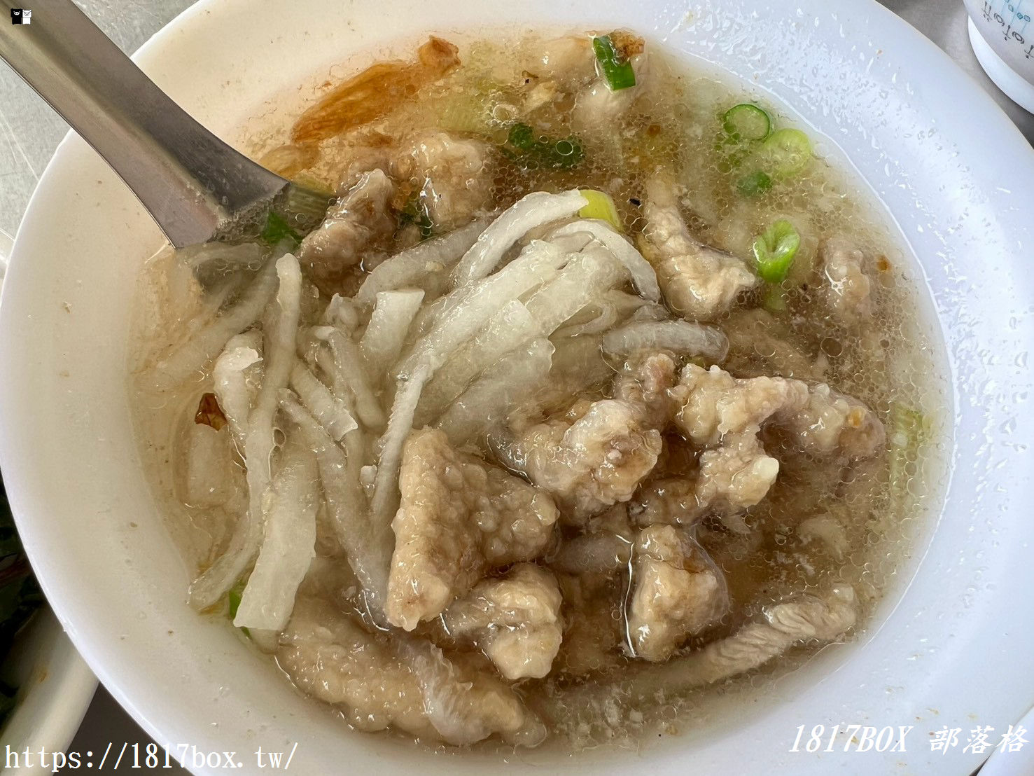 台中海線隱藏版美食!梧棲「肉圓王」鴨母寮庄內人氣老店,激推Q彈肉圓與古早味米糕 台中海線隱藏版美食!梧棲「肉圓王」鴨母寮庄內人氣老店,激推Q彈肉圓與古早味米糕