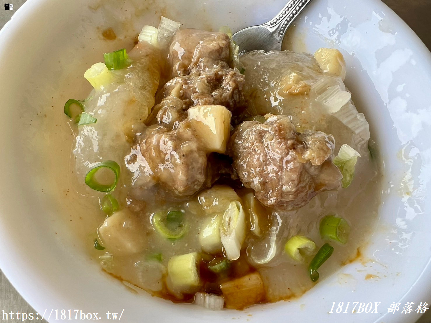 台中海線隱藏版美食!梧棲「肉圓王」鴨母寮庄內人氣老店,激推Q彈肉圓與古早味米糕 台中海線隱藏版美食!梧棲「肉圓王」鴨母寮庄內人氣老店,激推Q彈肉圓與古早味米糕