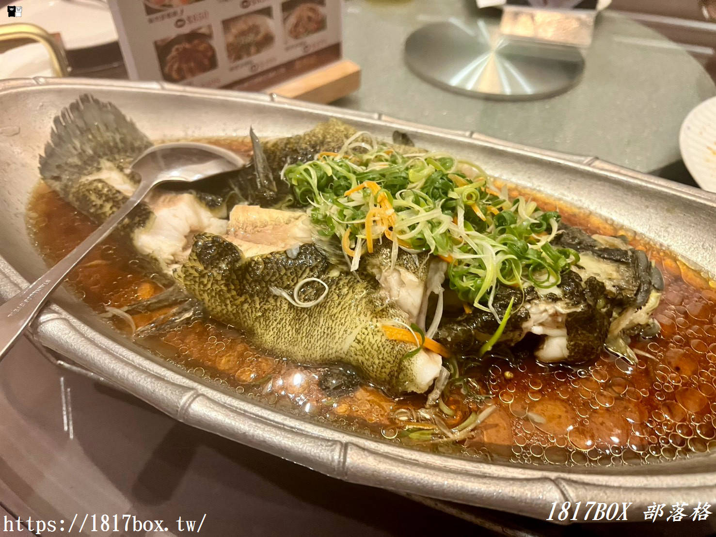 彰化海陸盛宴！【尋鮮坊-現撈活體海鮮】活海鮮、震撼火焰櫻桃鴨四吃，老饕私藏的包廂聚餐首選