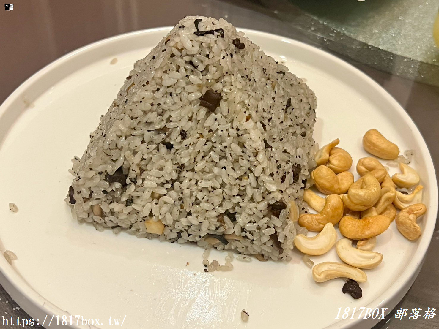 彰化海陸盛宴！【尋鮮坊-現撈活體海鮮】活海鮮、震撼火焰櫻桃鴨四吃，老饕私藏的包廂聚餐首選