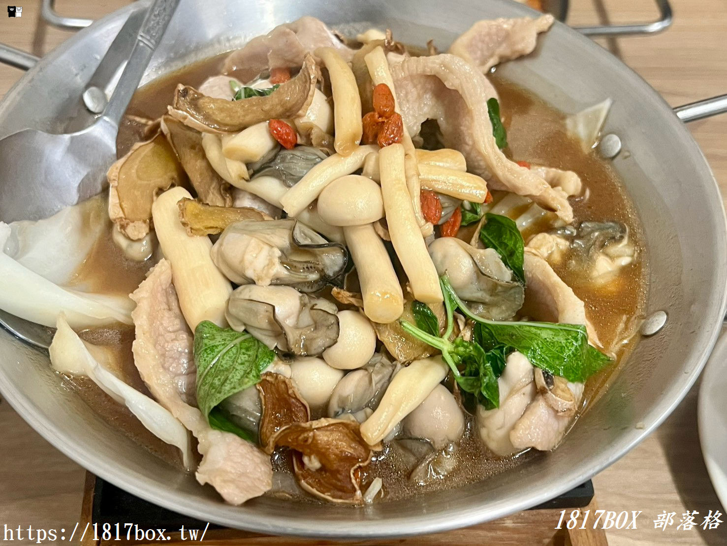 【台中梧棲美食】「有間壽司店」海線在地人激推！超狂炙燒握壽司與爆蛋麻油松阪鮮蚵，三井Outlet周邊平價日料首選！