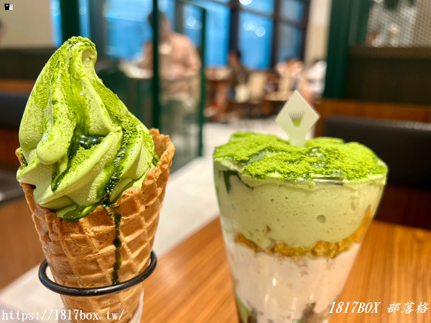 抹茶控暴動!朝聖台中 nana’s green tea 漢神洲際店:極致濃郁「極抹茶生巧克力百匯」與「三重抹茶冰淇淋」,還有直面棒球場的無敵視野! 抹茶控暴動!朝聖台中 nana’s green tea 漢神洲際店:極致濃郁「極抹茶生巧克力百匯」與「三重抹茶冰淇淋」,還有直面棒球場的無敵視野!