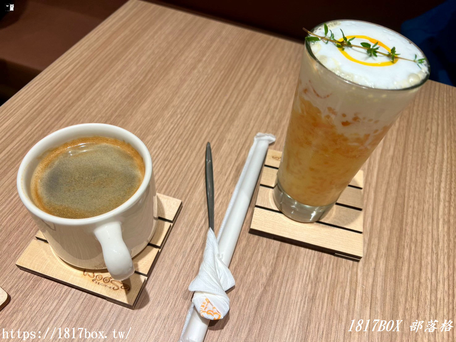台中最新聚餐亮點！Woosa洋食パンケーキ 屋莎洋食鬆餅屋（台中漢神店）超人氣雲の鬆餅與限定楊枝甘露雙人套餐開箱，南洋海鮮義大利麵與香煎鱸魚雙主餐太滿足！