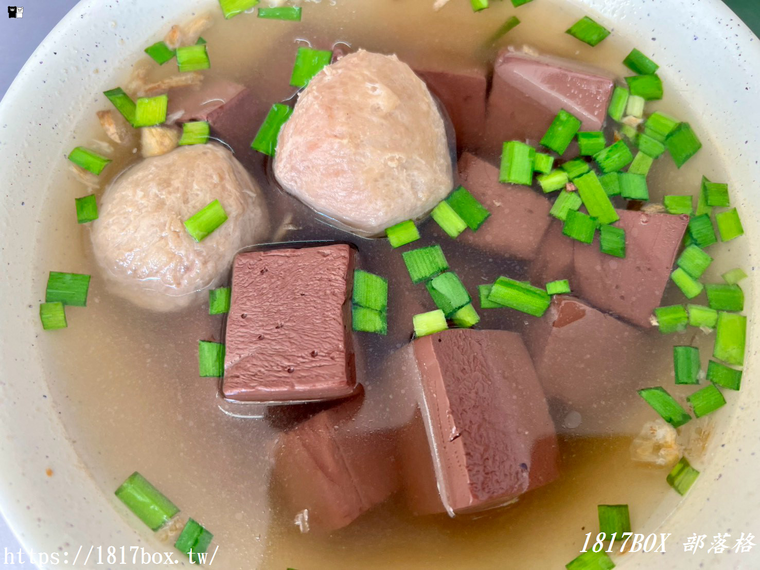 沒吃到炒麵也甘願！台中大肚「888魯肉飯炒麵」晚一步依舊被臭豆腐和肉圓收服
