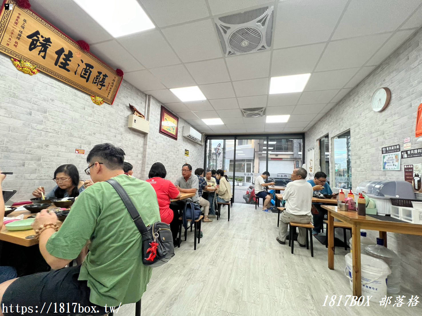 鹿港美食新霸主！鵝媳婦鵝肉專賣店：油亮爆汁溫體鵝腿、超邪惡鵝滷飯雙擊，在地人私藏的晚餐口袋名單