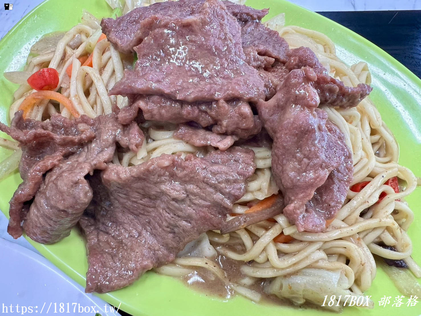 【台中梧棲美食】潮州牛肉陳（梧棲店）—每日直送現切溫體牛，超推升級牛肉湯與鑊氣炒麵！