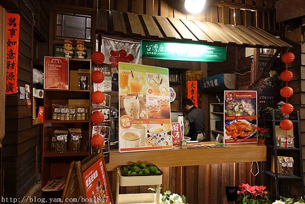【彰化。鹿港】走進50～60年代的場景。台灣鹿港囝仔。懷舊餐廳吃滷味