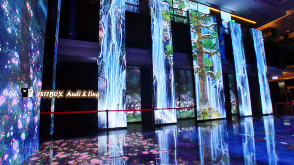 【台北。南港】中國信託金融園區。LED數位互動生聲不息。360度環形全景室內藝術裝置。台北捷運板南線景點
