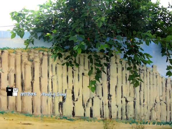 【澎湖。湖西】許家村彩繪壁畫。古厝老房。咾咕石牆。彩繪與傳統聚落的衝突之美 @1817BOX部落格