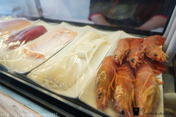 【嘉義。東區】米上有魚。創作壽司。嘉義平價壽司專賣店 @1817BOX部落格