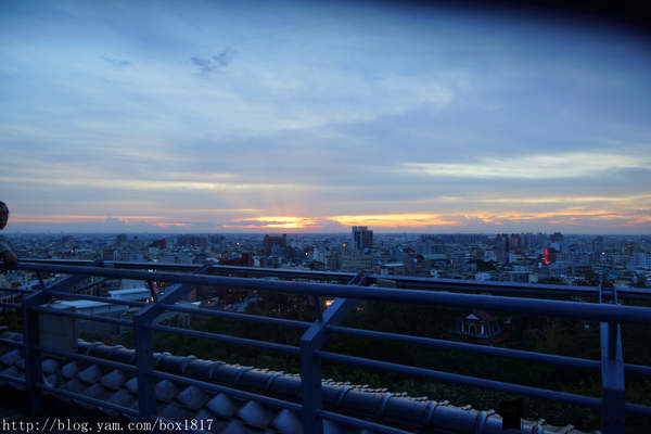 【彰化市】八卦山觀景台夕陽。黃昏。夜景。台74夜拍。台灣風景。攝影紀錄 @1817BOX部落格