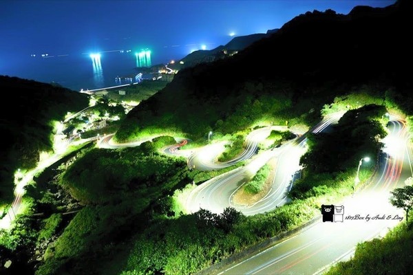 【新北。瑞芳】夜拍浪漫金水公路S型彎道。好攝一族。九份。金瓜石旅遊必拍景點 @1817BOX部落格