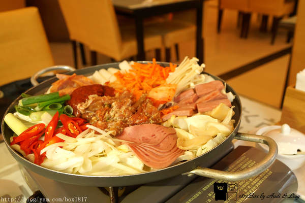 【台中。南屯】奇化加韓國料理餐廳。傳統正宗美味。韓式料理雙人體驗！ @1817BOX部落格