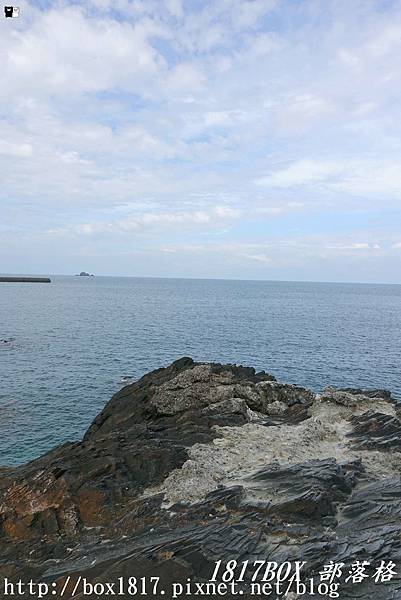 【宜蘭。蘇澳】豆腐岬風景區。豆腐岬小海灣。全台最大的沙頸地形。弧狀凹槽面向海洋。礁岩狀似豆腐 @1817BOX部落格