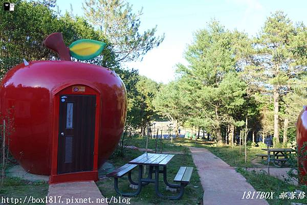 【台中。和平】福壽山農場2019最新打卡點。超萌「蘋果屋」內部大公開。露營區超大蘋果。全新露營體驗 @1817BOX部落格
