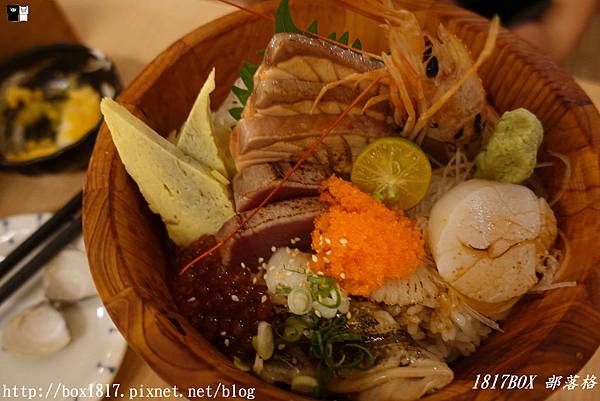 【高雄。鼓山】佐渡森 丼飯、壽司。日式料理 @1817BOX部落格