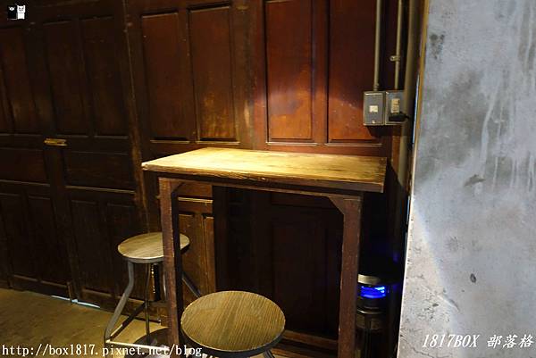 【雲林。北港】保生堂漢方咖啡館。上百年古厝。 一甲子招牌。 最老的潮店 @1817BOX部落格