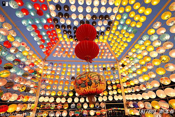 【新北。三峽】三峽廣行宮。3000學童手繪燈籠。組成5公尺高天燈。全台最大天燈 @1817BOX部落格