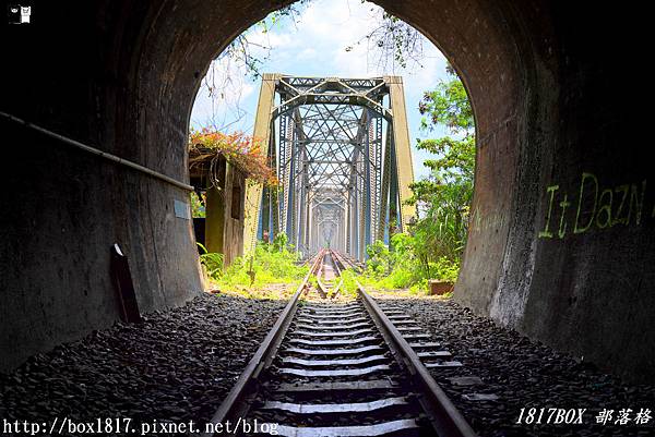 【苗栗。三義】舊山線鐵道秘境。最美七號隧道。彷彿走進日系動漫電影場景 @1817BOX部落格