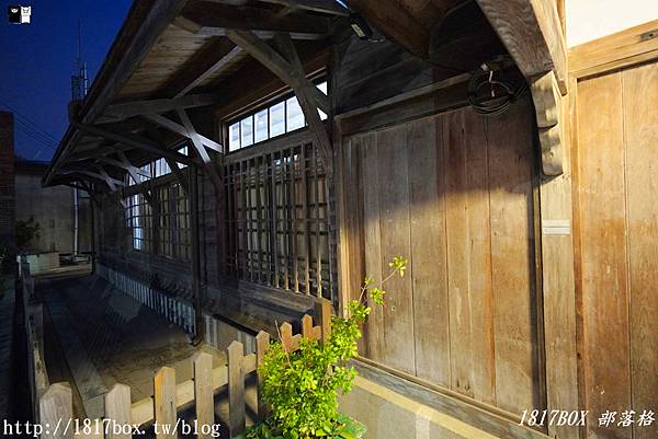 【新竹。香山】香山車站。檜木車站。台鐵唯一僅存保有原始風貌的「入母屋造」式木造建築 @1817BOX部落格
